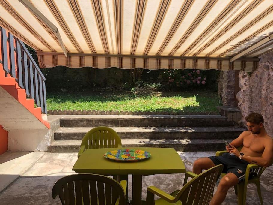 בנרס-דה-ביגור Joli Appartement Avec Terrasse Et Jardin - Vue Sur Montagne מראה חיצוני תמונה
